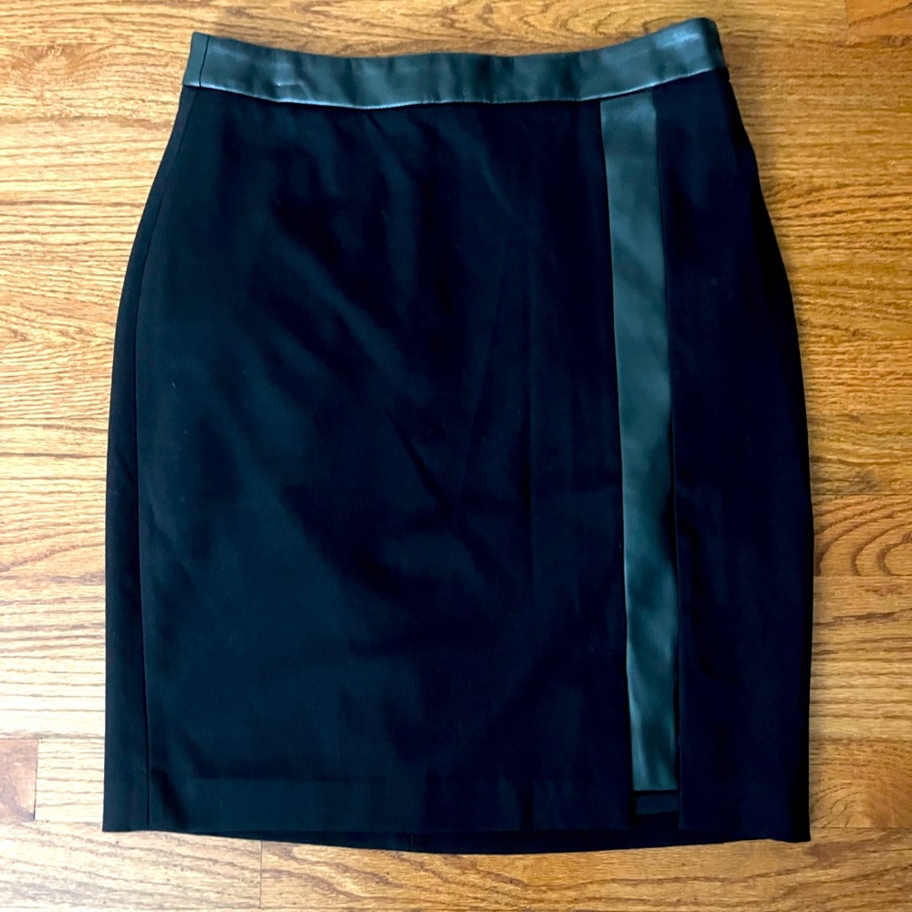 White House Black Market skirt